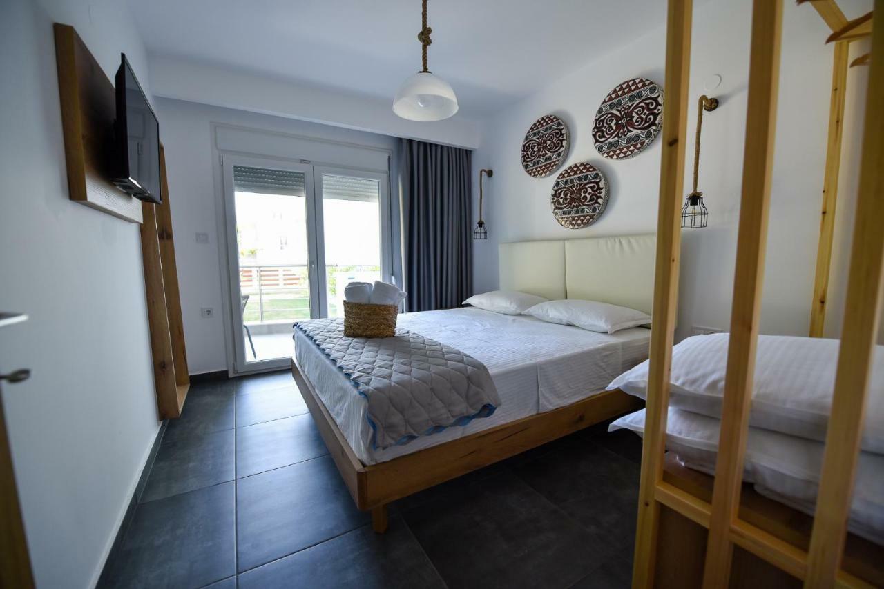 Lamda Deluxe Apartments Keramoti  Extérieur photo